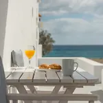 Aqua Bay Beachfront Agia Kyriaki Beach, Milos