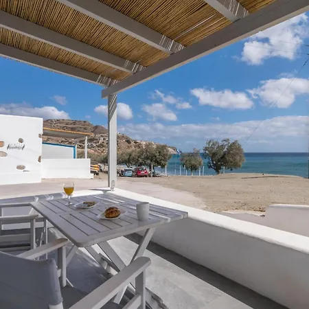 Aqua Bay Beachfront Agia Kyriaki Beach, Milos Spiaggia di Agia Kiriaki