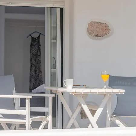 Panzió Aqua Bay Beachfront Agia Kyriaki Beach, Milos 3*