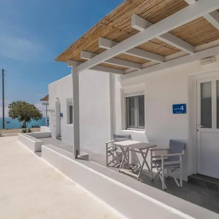 Bed & Breakfast Aqua Bay Beachfront Agia Kyriaki Beach, Milos