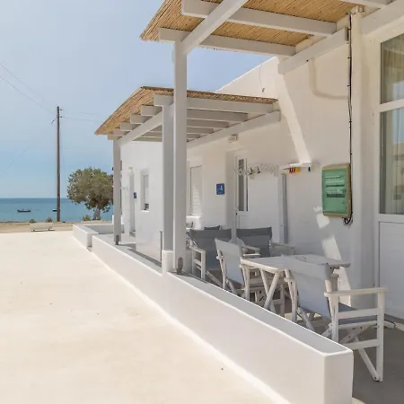 Bed & Breakfast Aqua Bay Beachfront Agia Kyriaki Beach, Milos 3*