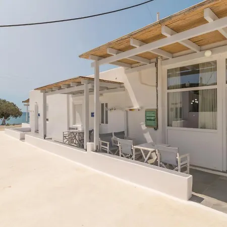 Aqua Bay Beachfront Agia Kyriaki Beach, Milos Spiaggia di Agia Kiriaki